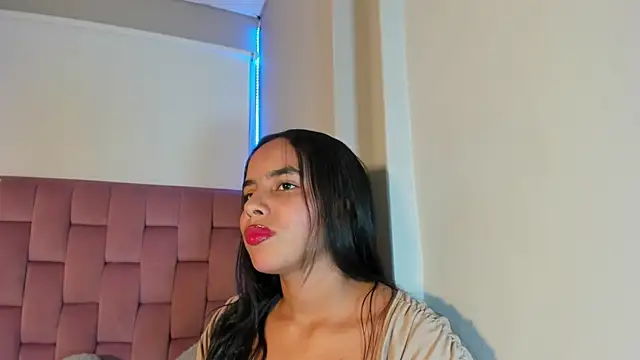Snapshot of Roxy_Stonee chatting on 05.16.26 Roxy Stonee online show from 05.16.26