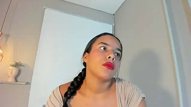 Snapshot of Roxy_Stonee chatting on 05.29.26 Roxy Stonee online show from 05.29.26