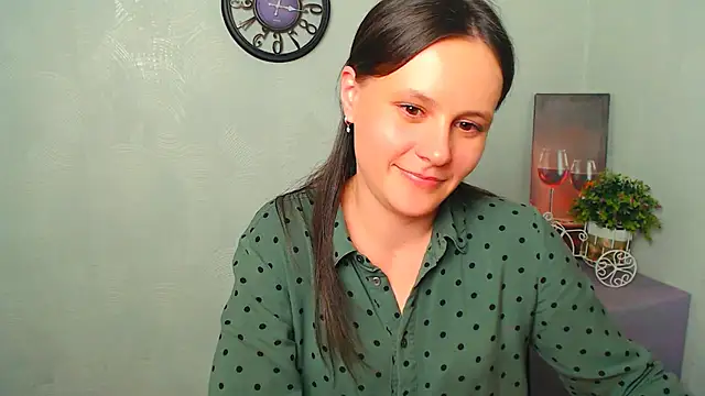 Snapshot of ValeriaHeart_ chatting on 02.21.25 ValeriaHeart online show from 02.21.25