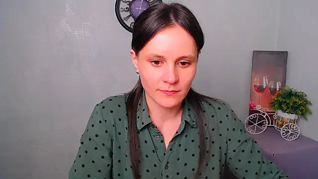 Snapshot of ValeriaHeart_ chatting on 02.27.25 ValeriaHeart online show from 02.27.25