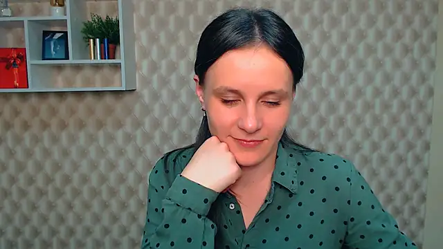 Snapshot of ValeriaHeart_ chatting on 03.21.25 ValeriaHeart online show from 03.21.25