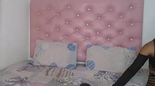 Snapshot of NikkyDangerr chatting on 03.05.25 NikkyDangerr online show from 03.05.25