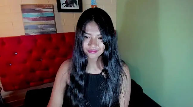 Snapshot of ScarletKray chatting on 01.30.25 ScarletKray online show from 01.30.25