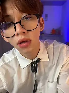 Snapshot of jacob_and_sam chatting on 11.29.25 jacob and sam online show from 11.29.25