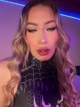 Lally Valencia   online show from 10.26.25