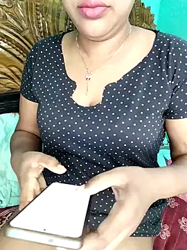 monekhan123 online show from 12.05.25