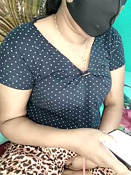 monekhan123 online show from 12.18.25