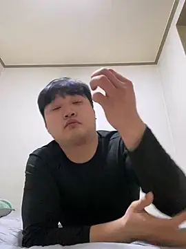 offwhite777 online show from 02.05.25