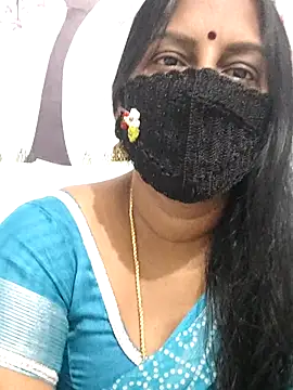 Snapshot of Tamil_Meera12 chatting on 04.29.26 Tamil Meera12 online show from 04.29.26
