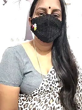Snapshot of Tamil_Meera12 chatting on 05.08.26 Tamil Meera12 online show from 05.08.26