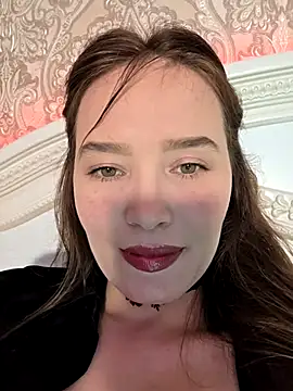Snapshot of GoddessYanaMironova chatting on 04.26.26 GoddessYanaMironova online show from 04.26.26