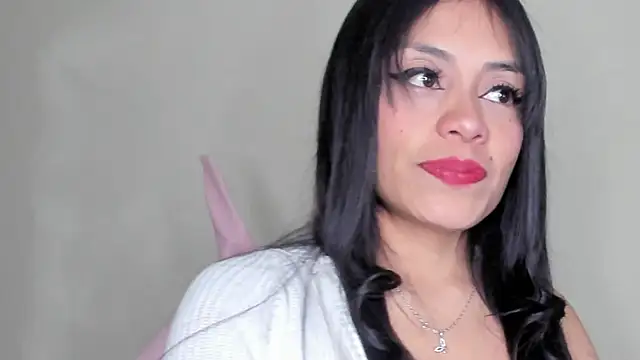 Snapshot of Raichell_ chatting on 03.09.25 Raichell  online show from 03.09.25