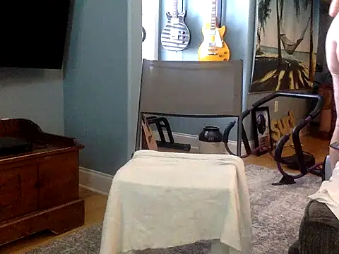 Snapshot of sissyboijamie1313 chatting on 12.04.25 sissyboijamie1313 online show from 12.04.25