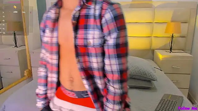 Snapshot of JhoanLeandro chatting on 03.02.25 JhoanLeandro online show from 03.02.25