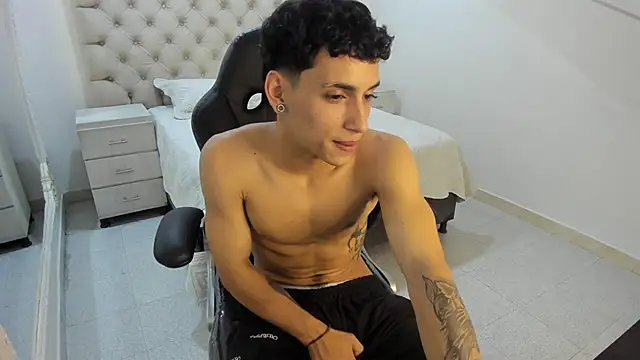 JhoanLeandro online show from 11.19.25