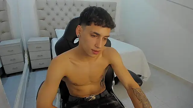 JhoanLeandro online show from 12.20.25