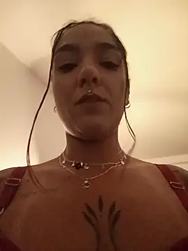 Snapshot of Pantaneirasexy chatting on 06.23.26 Pantaneirasexy online show from 06.23.26