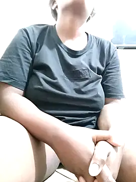 Desire Doll online show from 02.05.25