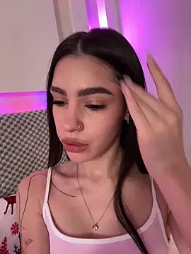 Snapshot of _BbFreya chatting on 02.13.25 BbFreya online show from 02.13.25