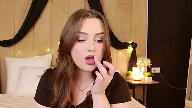 Kendra Parlow online show from 12.18.25