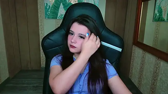 Pauline Heaven online show from 09.16.25