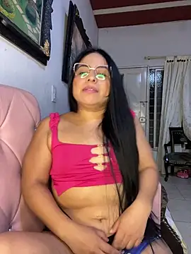 lamaravilla 08 online show from 03.17.25