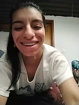 Snapshot of Ariell_Kieran chatting on 07.23.26 Ariell Kieran online show from 07.23.26