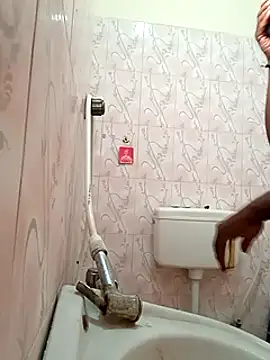 Snapshot of anandhababu chatting on 03.12.25 anandhababu online show from 03.12.25