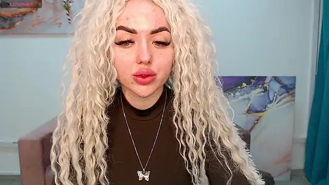 MissisCaty online show from 02.13.25