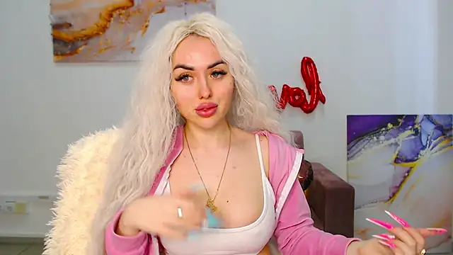 MissisCaty online show from 03.21.25