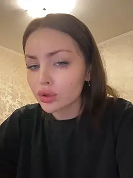 Lora Rosee online show from 03.21.25