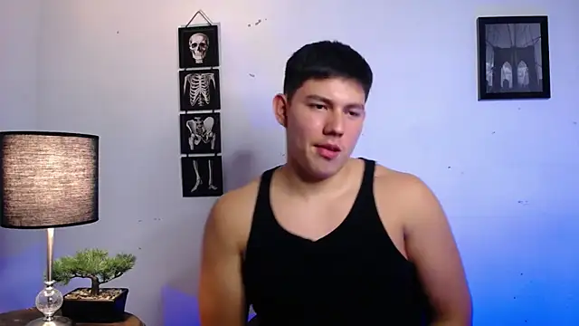 JamesCr  online show from 11.07.25