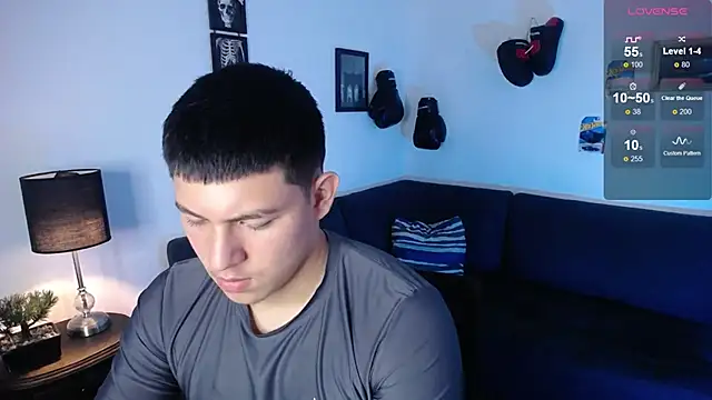 JamesCr  online show from 04.15.26