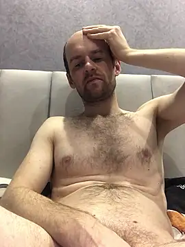 LynnAhNight online show from 01.13.26