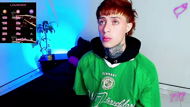 Snapshot of 7_Saturno_7 chatting on 06.12.26 7 Saturno 7 online show from 06.12.26