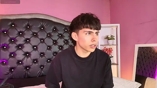 PepperTwink online show from 11.30.25