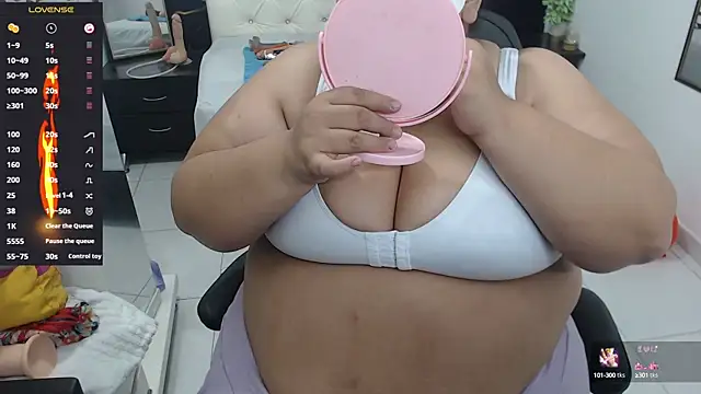 Aaliyah11 online show from 03.06.25