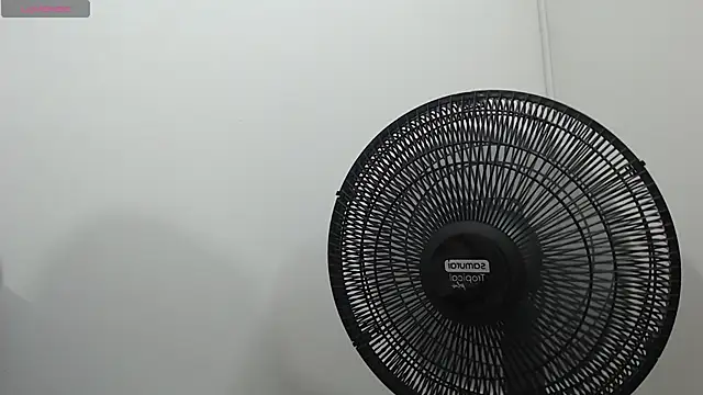 Aaliyah11 online show from 03.15.25