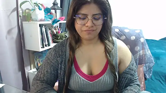 KatteAngelLat online show from 11.17.25