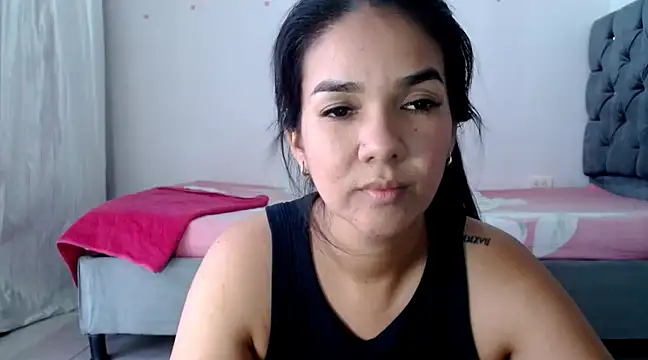 Snapshot of tezza_smith chatting on 02.17.25 tezza smith online show from 02.17.25