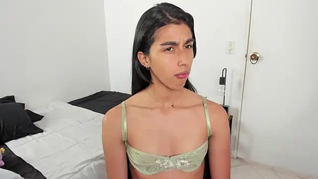 Snapshot of Mazikeen__18 chatting on 07.03.26 Mazikeen 18 online show from 07.03.26