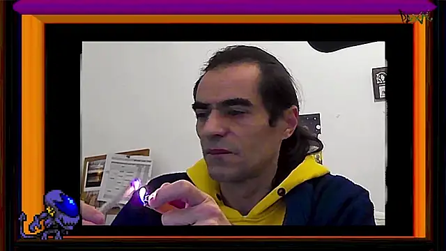 Snapshot of ReyDeBotones chatting on 03.13.25 ReyDeBotones online show from 03.13.25