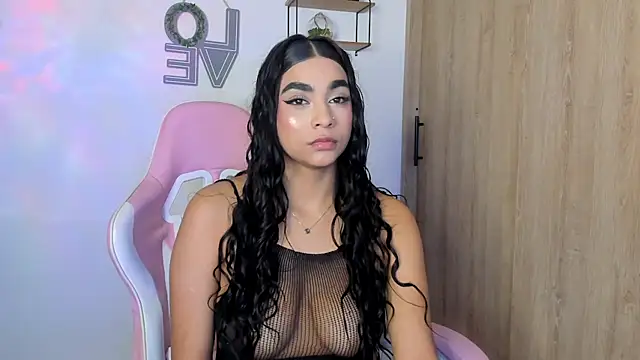 Bella ricci  online show from 11.27.25