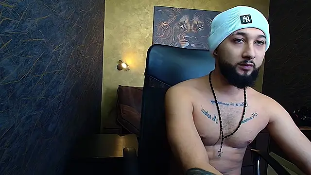 Snapshot of JaceZachary chatting on 02.19.25 JaceZachary online show from 02.19.25