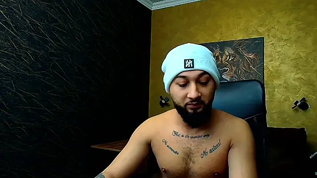 Snapshot of JaceZachary chatting on 02.25.25 JaceZachary online show from 02.25.25