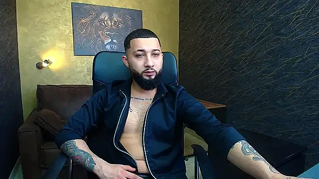 Snapshot of JaceZachary chatting on 03.21.25 JaceZachary online show from 03.21.25