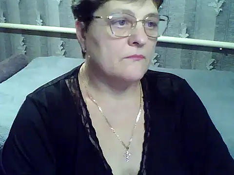 Snapshot of ElzaJewel chatting on 01.09.26 ElzaJewel online show from 01.09.26