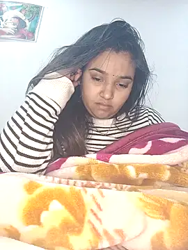 Snapshot of RAYI_01 chatting on 02.09.25 RAYI 01 online show from 02.09.25