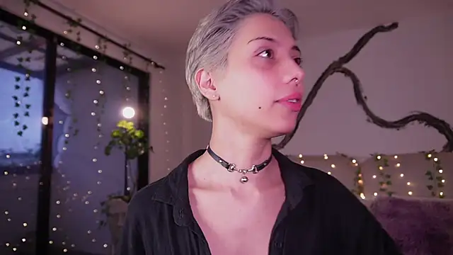 soidai miiu online show from 10.12.25