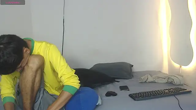 Snapshot of the_murderer chatting on 03.18.25 the murderer online show from 03.18.25